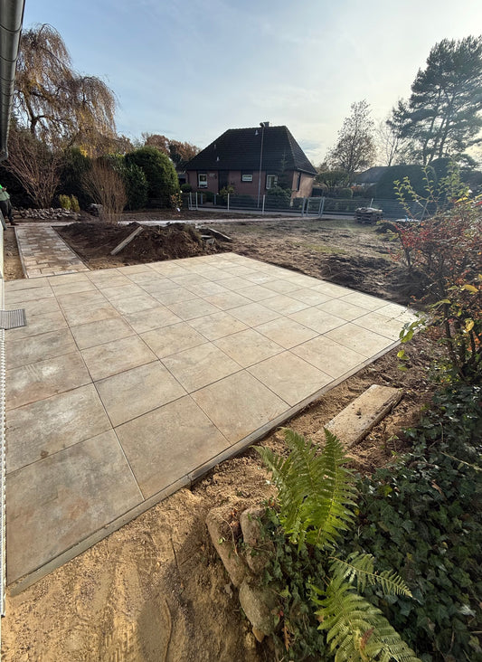 Terrassenverlegung 60–70 m² – Festpreis 4.550 € brutto